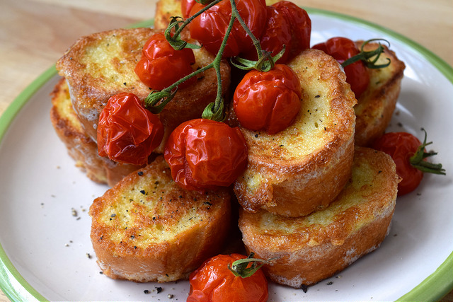 student suppers: eggy bread with grilled cherry tomatoes